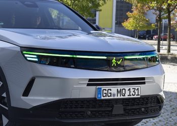 Quand les phares parlent : un mystère que vous ne soupçonniez pas !