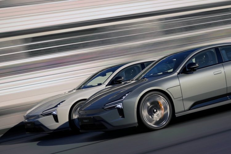 Essayer Gran Turismo 7 chez Polestar : une expérience unique en concession qui va vous surprendre !