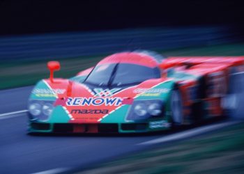 Une personnalité inattendue fait bouger le Salon Rétromobile 2026 !