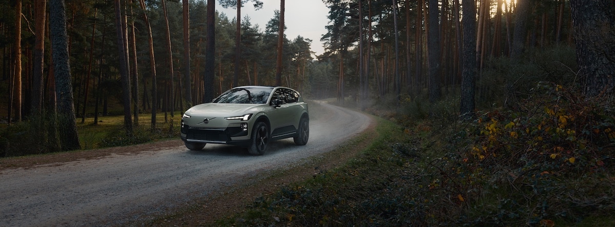 Volvo EX60 Cross Country