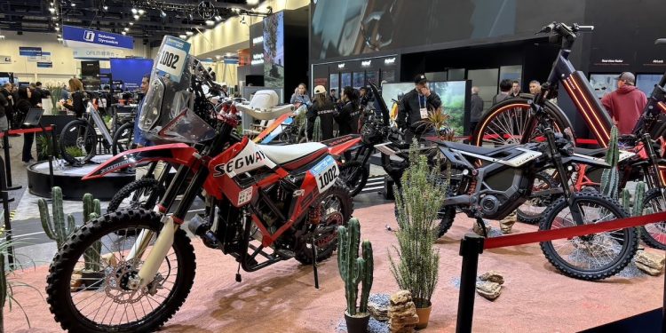 Segway Xaber 300 : La moto électrique qui pourrait révolutionner le Dakar !