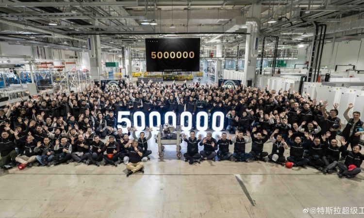 Tesla Giga Shanghai atteint un incroyable cap de 5 millions d&rsquo;unités de propulsion électrique : un tournant inattendu !