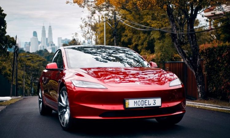 Tesla remporte des prix de fidélité et de conquête dans les prestigieux S&P Global Mobility 2025 : un succès qui étonne !