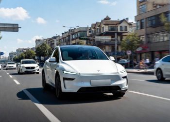 Les ventes domestiques de Tesla en Chine chutent de 4,8 % en 2025 : une tendance inquiétante ou un faux pas temporaire ?