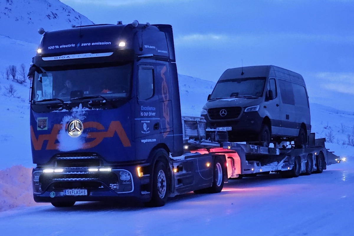 Mercedes eActros 600 sur la route