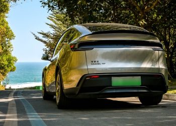 La flotte mondiale de Tesla dépasse les 9 millions de véhicules : êtes-vous prêt pour ce tournant majeur ?