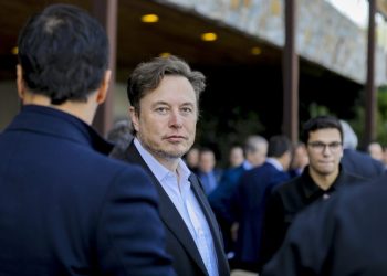 Elon Musk exige le récusation d&rsquo;un juge du Delaware après un post troublant célébrant une perte de 2 milliards de dollars au tribunal
