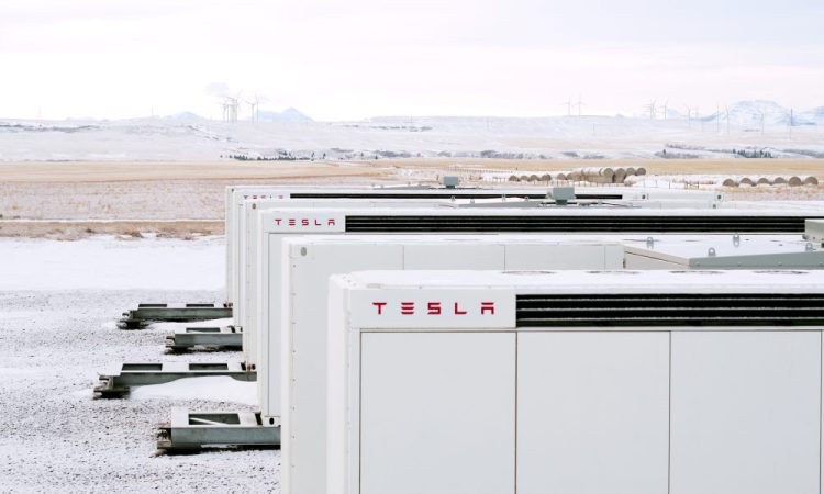 Meta de Zuckerberg s&rsquo;allie à Tesla de Musk pour un projet d&rsquo;énergie propre colossal : un tournant inattendu !