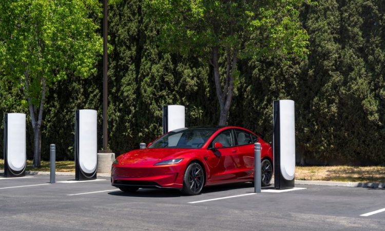 La Tesla Model 3 va vous surprendre avec son incitation à la Supercharge, mais dépêchez-vous, c&rsquo;est bientôt fini !